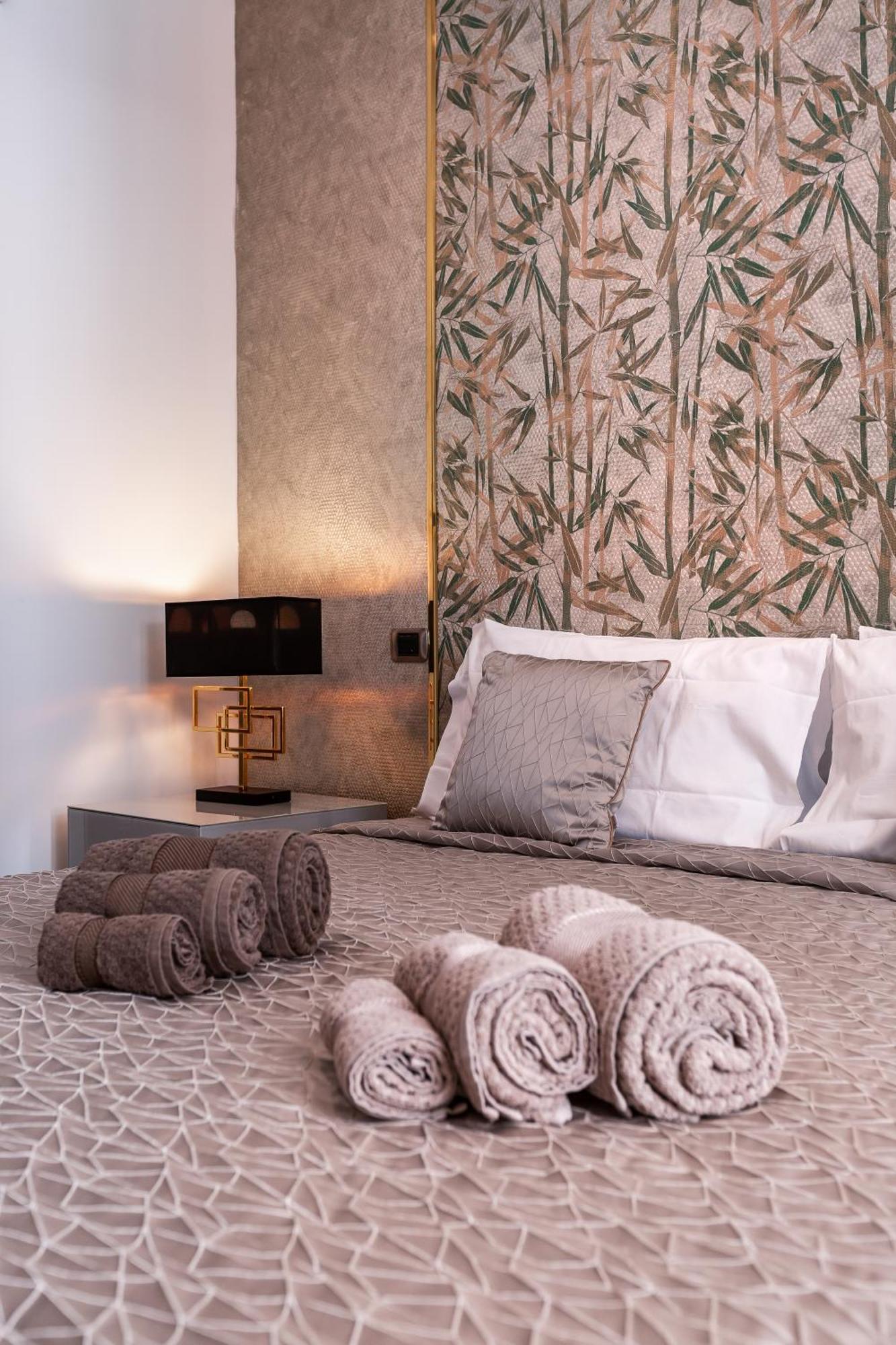 Daphne Suites Рим Экстерьер фото